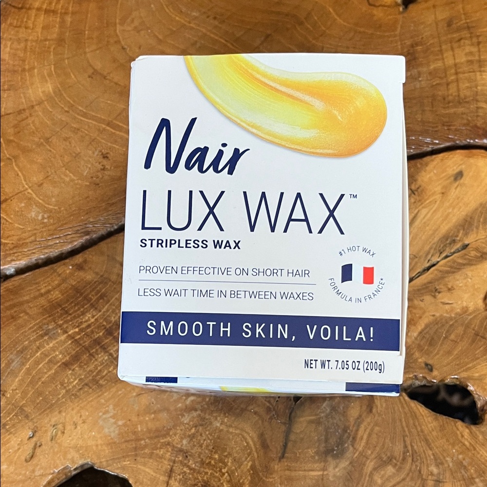 Nair Lux Wax Stripless Wax - White